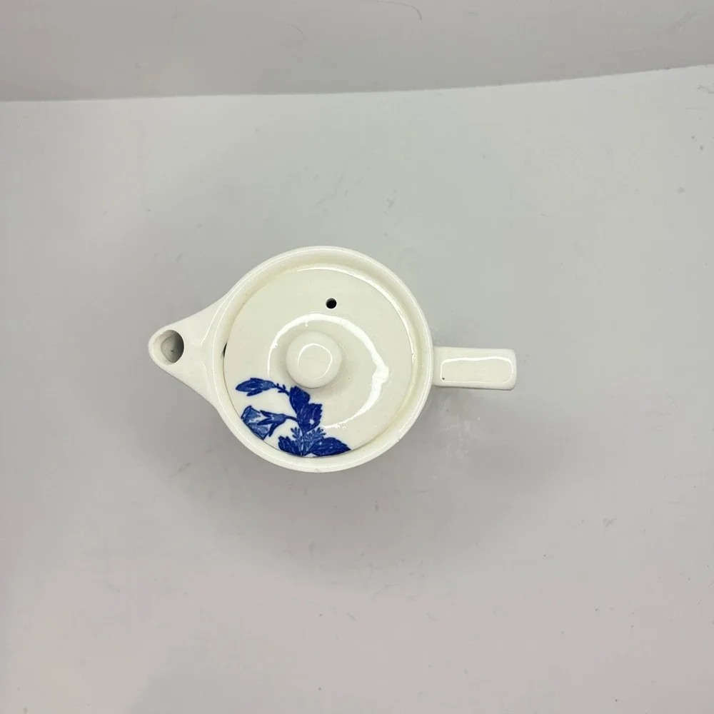Vintage Japan Ceramic White Blue Floral Electric Kettle 120V 350W With Cord